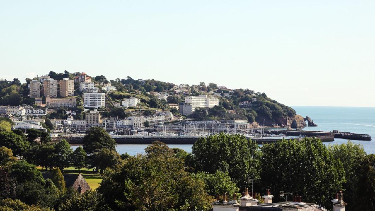 Torbay Rise Sea Side Villa With Family Facilities 토키 외부 사진