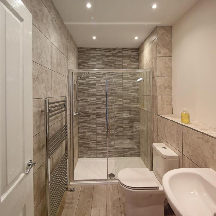 Torbay Rise Sea Side Villa With Family Facilities 토키 외부 사진