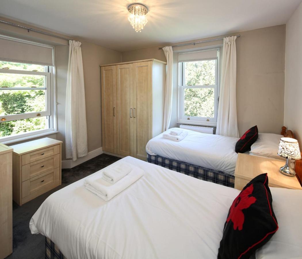 Torbay Rise Sea Side Villa With Family Facilities 토키 외부 사진