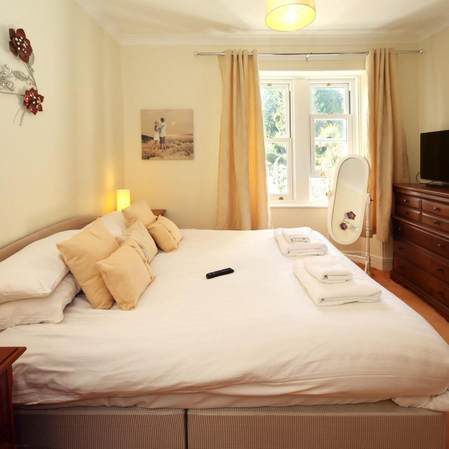 Torbay Rise Sea Side Villa With Family Facilities 토키 외부 사진